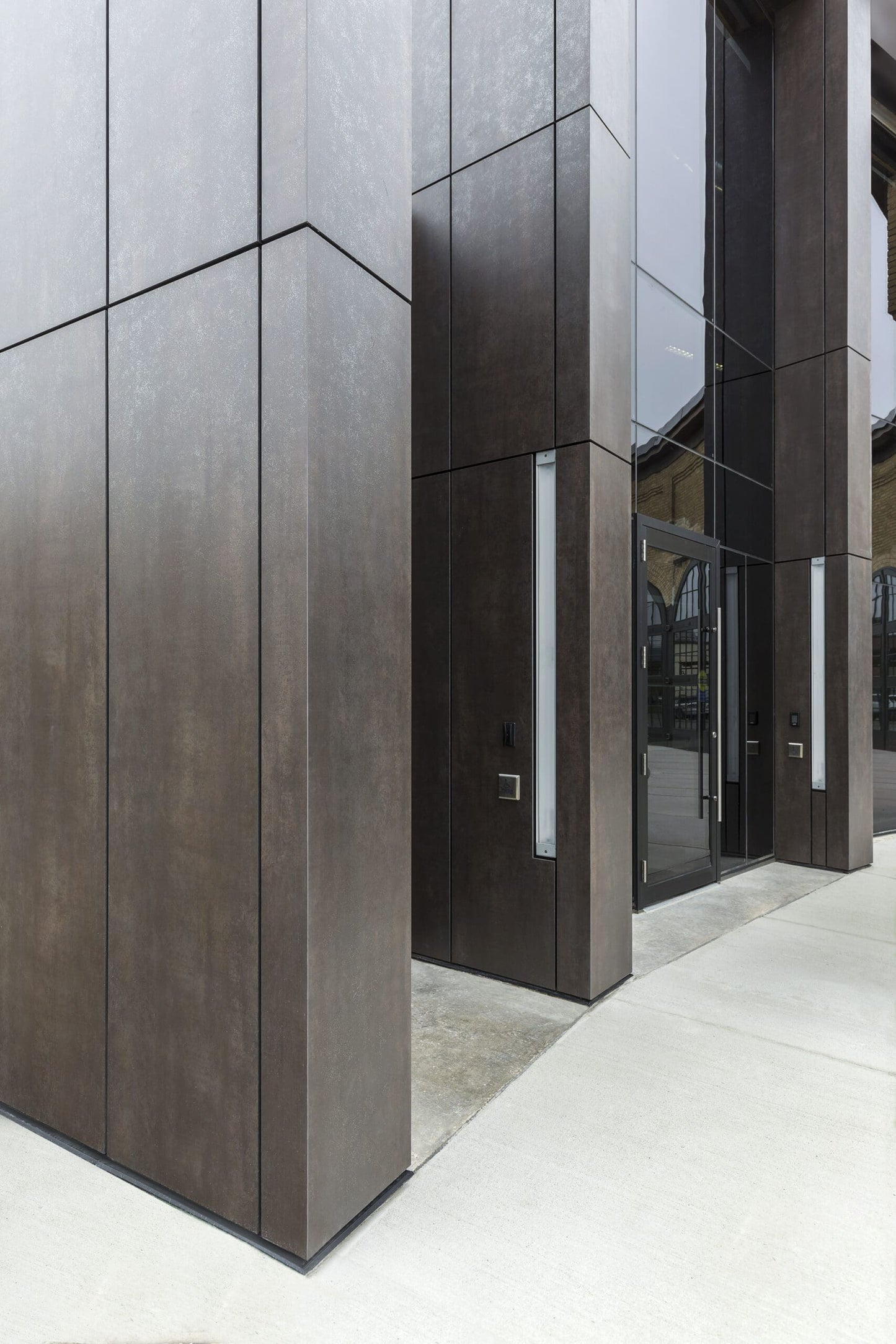 THESIZE SURFACES &#8211; NEOLITH  Almassora &#8211; Castellón &#8211; Spain